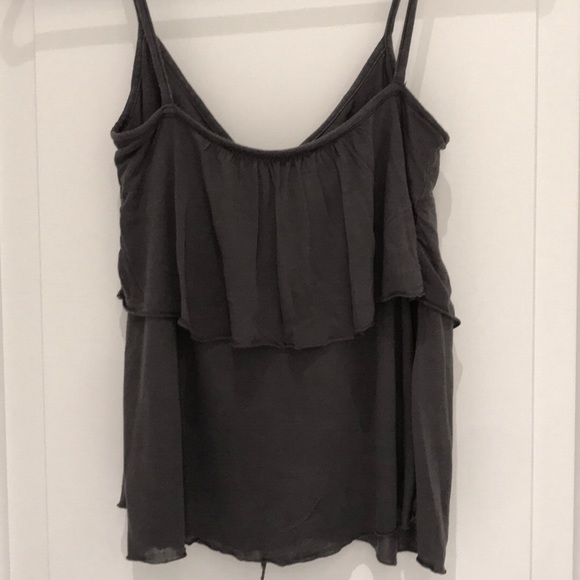 Aritzia Talula Relaxed Ruffled Tank - Picture 4 of 5